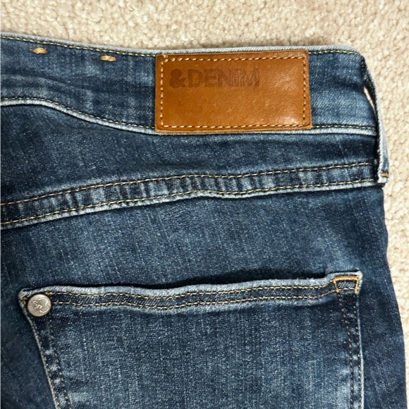 H&M Distressed Skinny Jeans - Picture 4 of 10
